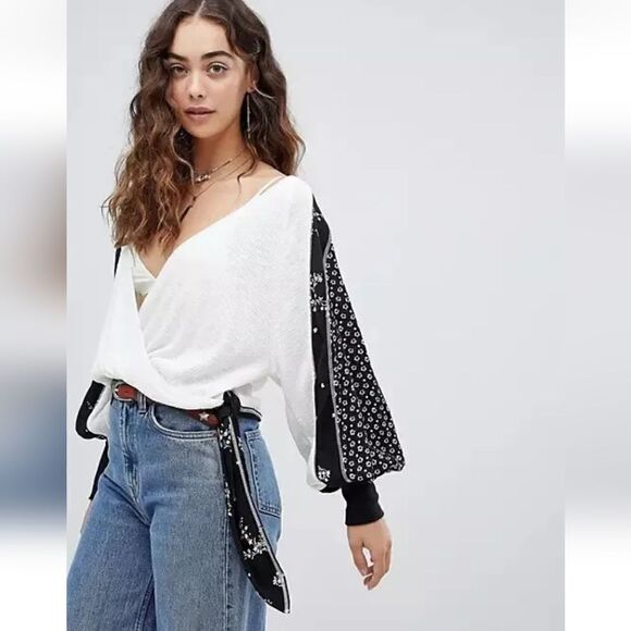 Free people   - Picture 1 of 16